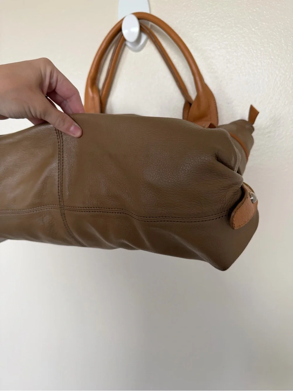 VERA PELLE ITALY Tan & Taupe Italian Leather Shoulder Bag